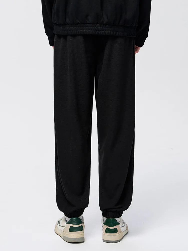mens_draping_waffle_contr_3.webp SEMIR Men's Draping Waffle Contrast Ribbon Loose Knitted Jogging Pants