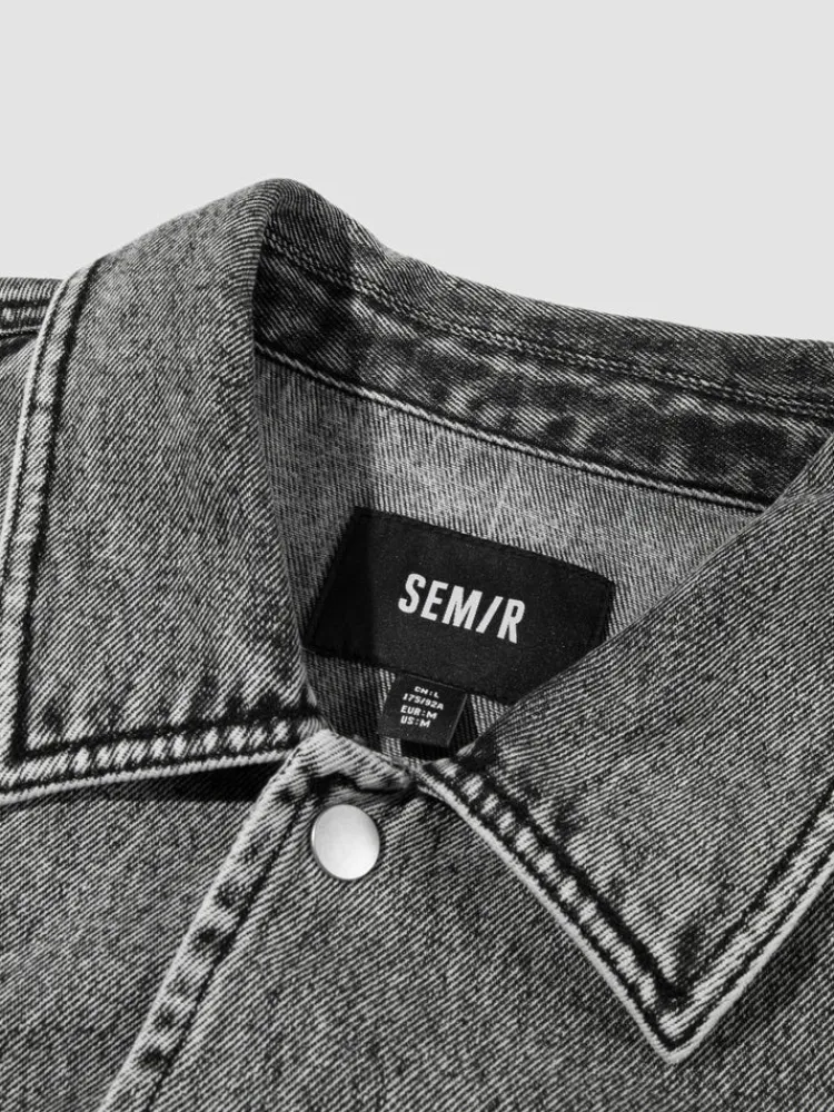 mens_ecofriendly_lyocell__2-1.webp SEMIR Men's Eco-Friendly Lyocell Denim Contrast Monogram Loose Denim Jacket