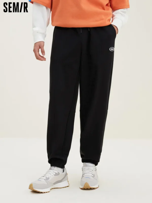 SEMIR Men's UT Interlock 3D Badge Loose Knitted Jogging Pants