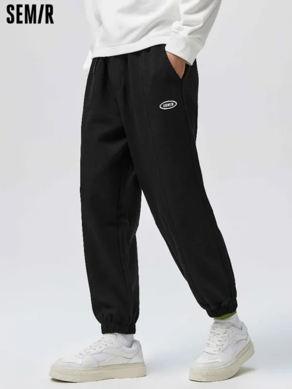 SEMIR Men's UT Interlock 3D Badge Loose Knitted Jogging Pants