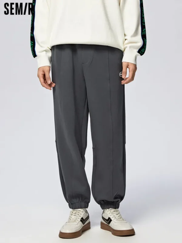 SEMIR Men's UT Interlock 3D Badge Loose Knitted Jogging Pants