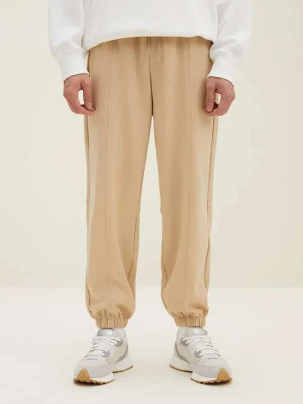 SEMIR Men's UT Interlock 3D Badge Loose Knitted Jogging Pants