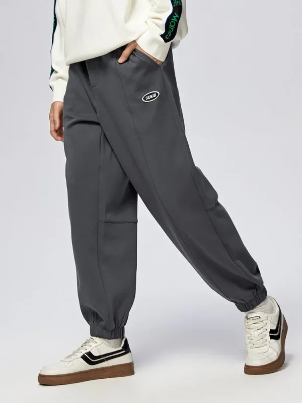 SEMIR Men's UT Interlock 3D Badge Loose Knitted Jogging Pants